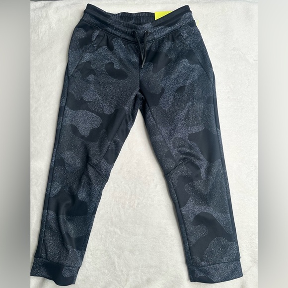 All in Motion Boy's Size 4/5T Soft Stretch Jogger Pants Black Camo - Picture 1 of 10